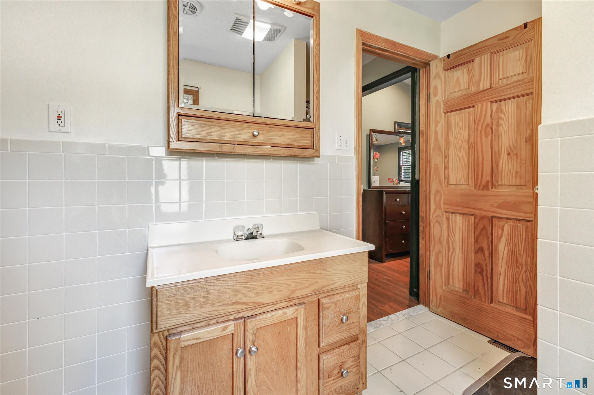 12 Crestwood Road Ansonia CT 06401