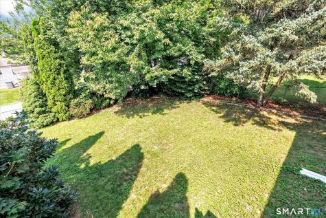 12 Crestwood Road Ansonia CT 06401