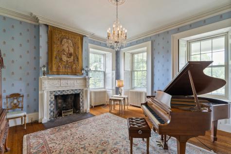 11 Mountain Spring Road Farmington CT 06032