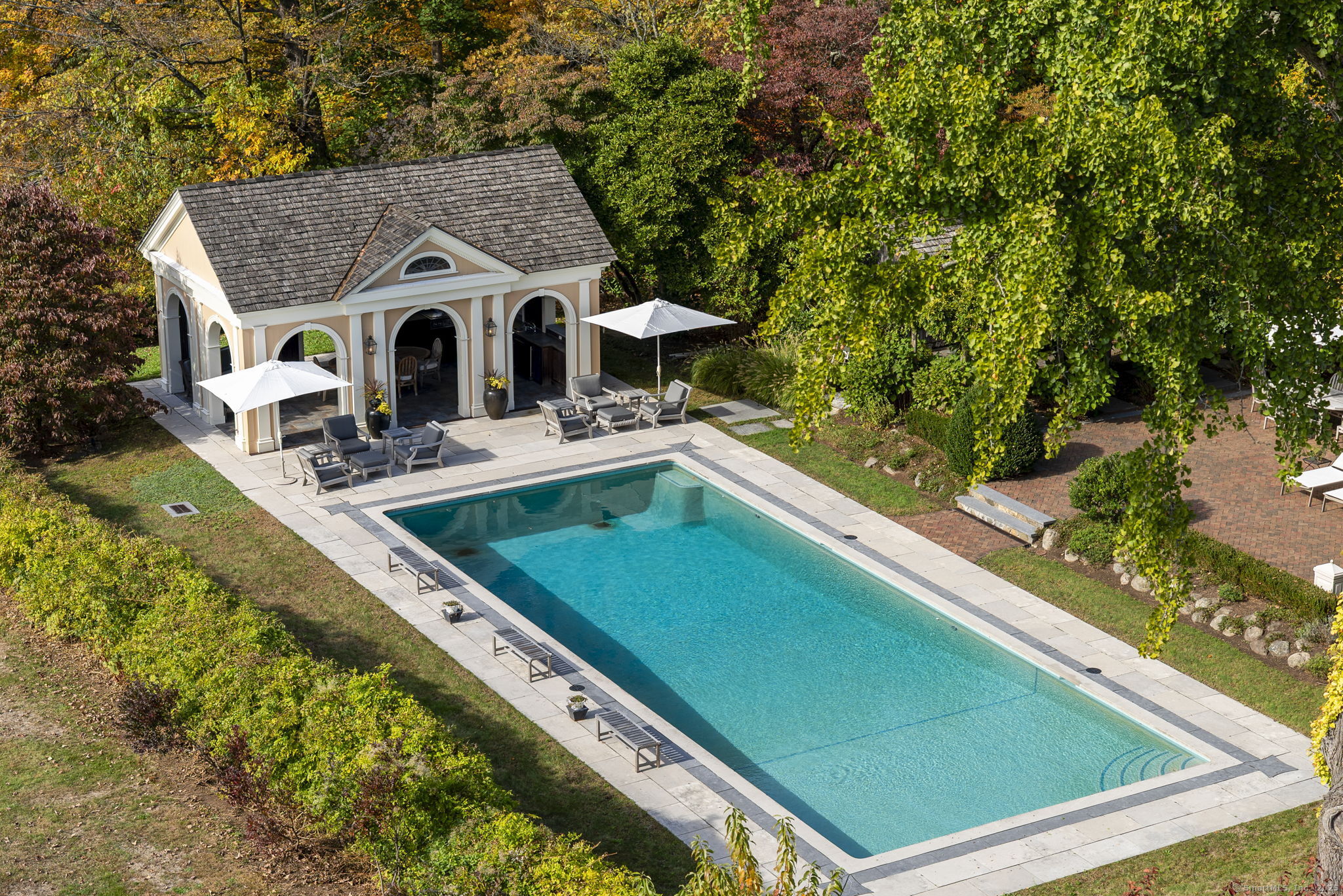 11 Mountain Spring Road Farmington CT 06032