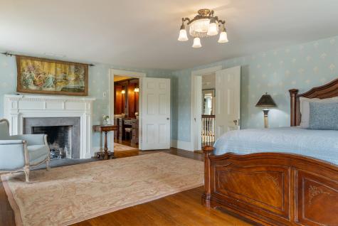 11 Mountain Spring Road Farmington CT 06032