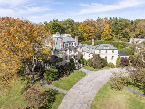 11 Mountain Spring Road Farmington CT 06032