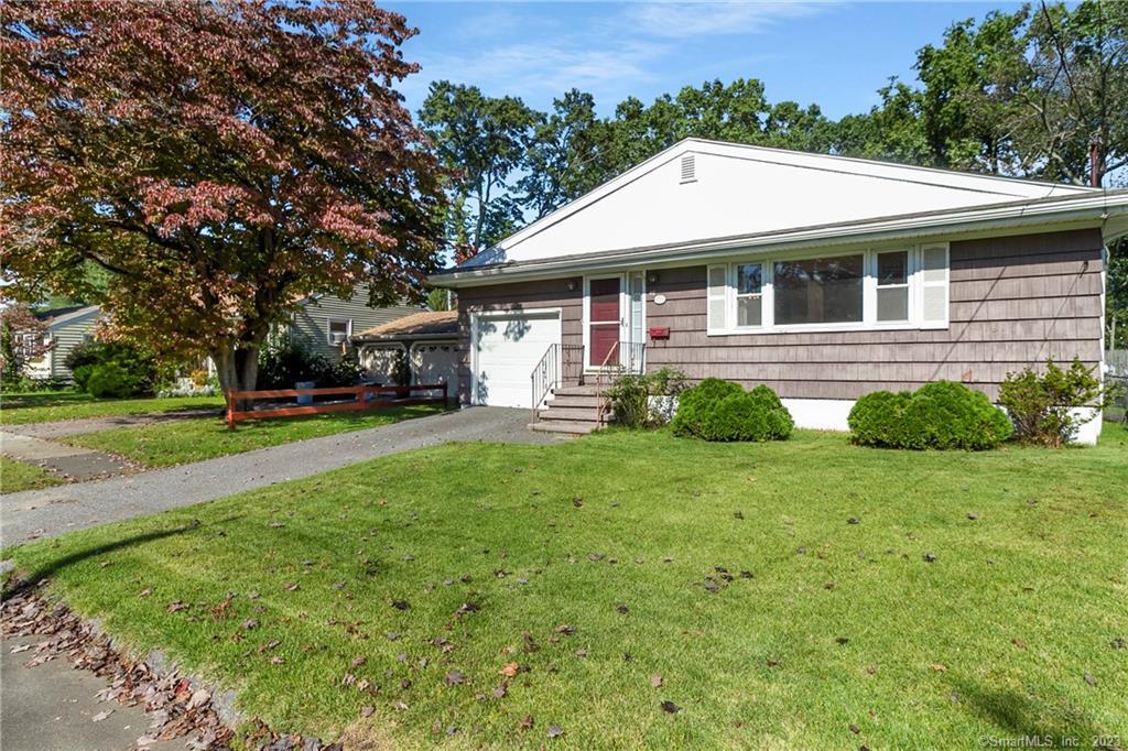 46 Auburn Street Stratford CT 06614