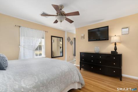 266 Heritage Road Putnam CT 06260