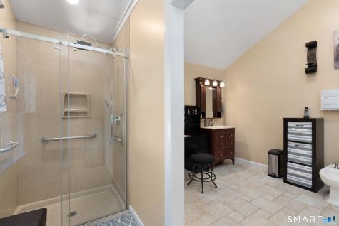 266 Heritage Road Putnam CT 06260