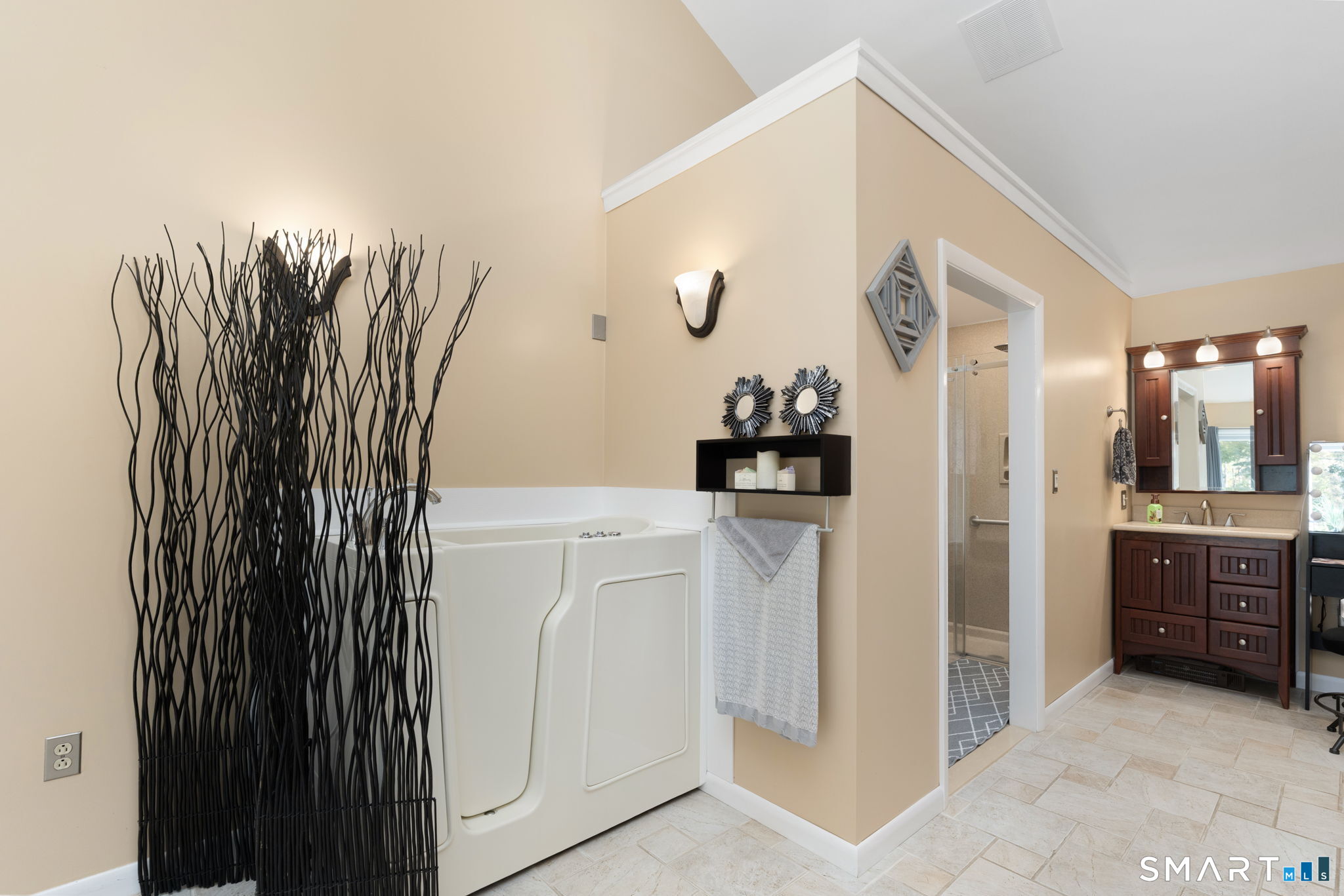 266 Heritage Road Putnam CT 06260