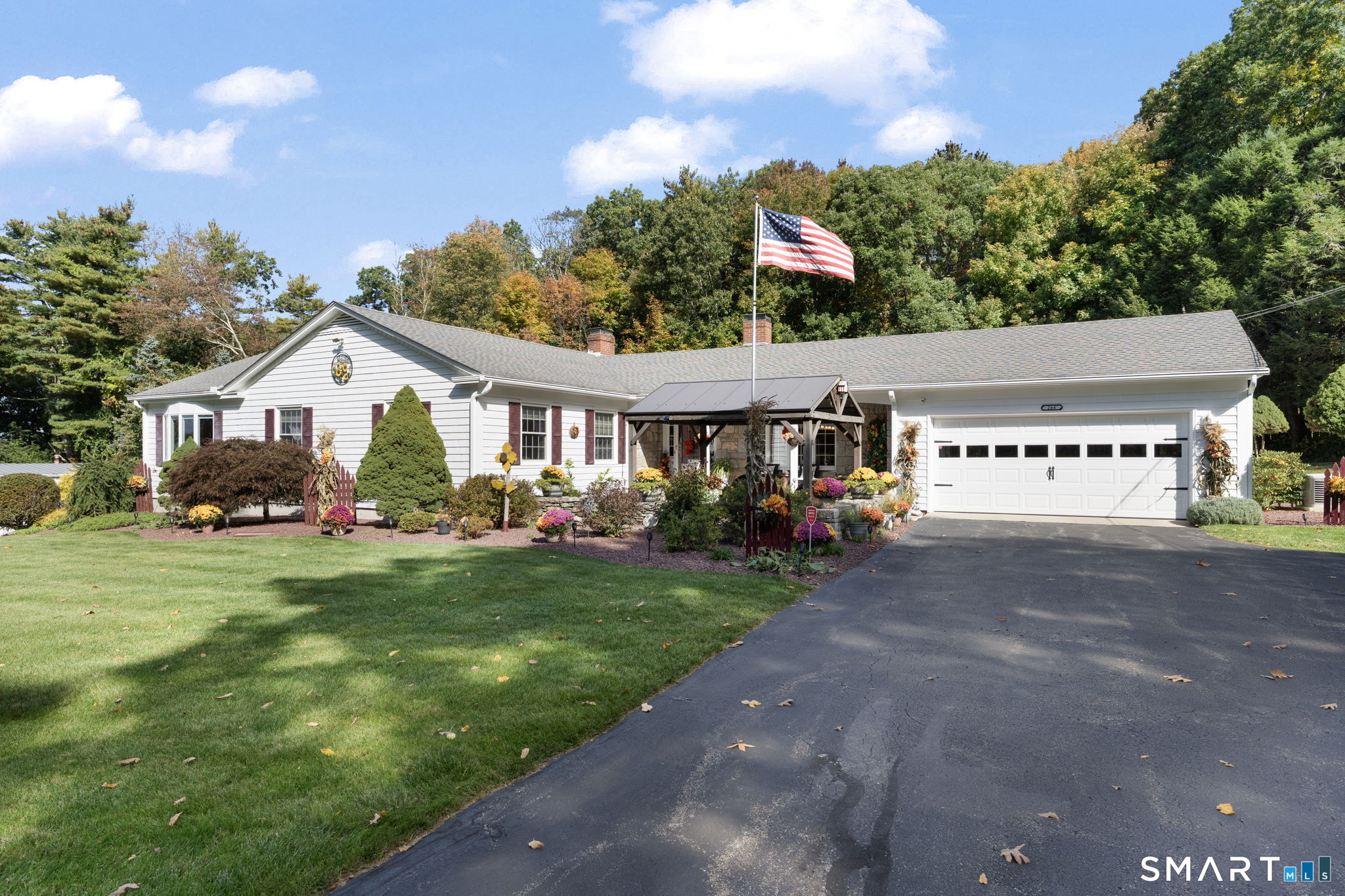 266 Heritage Road Putnam CT 06260