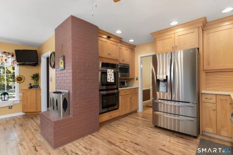 266 Heritage Road Putnam CT 06260
