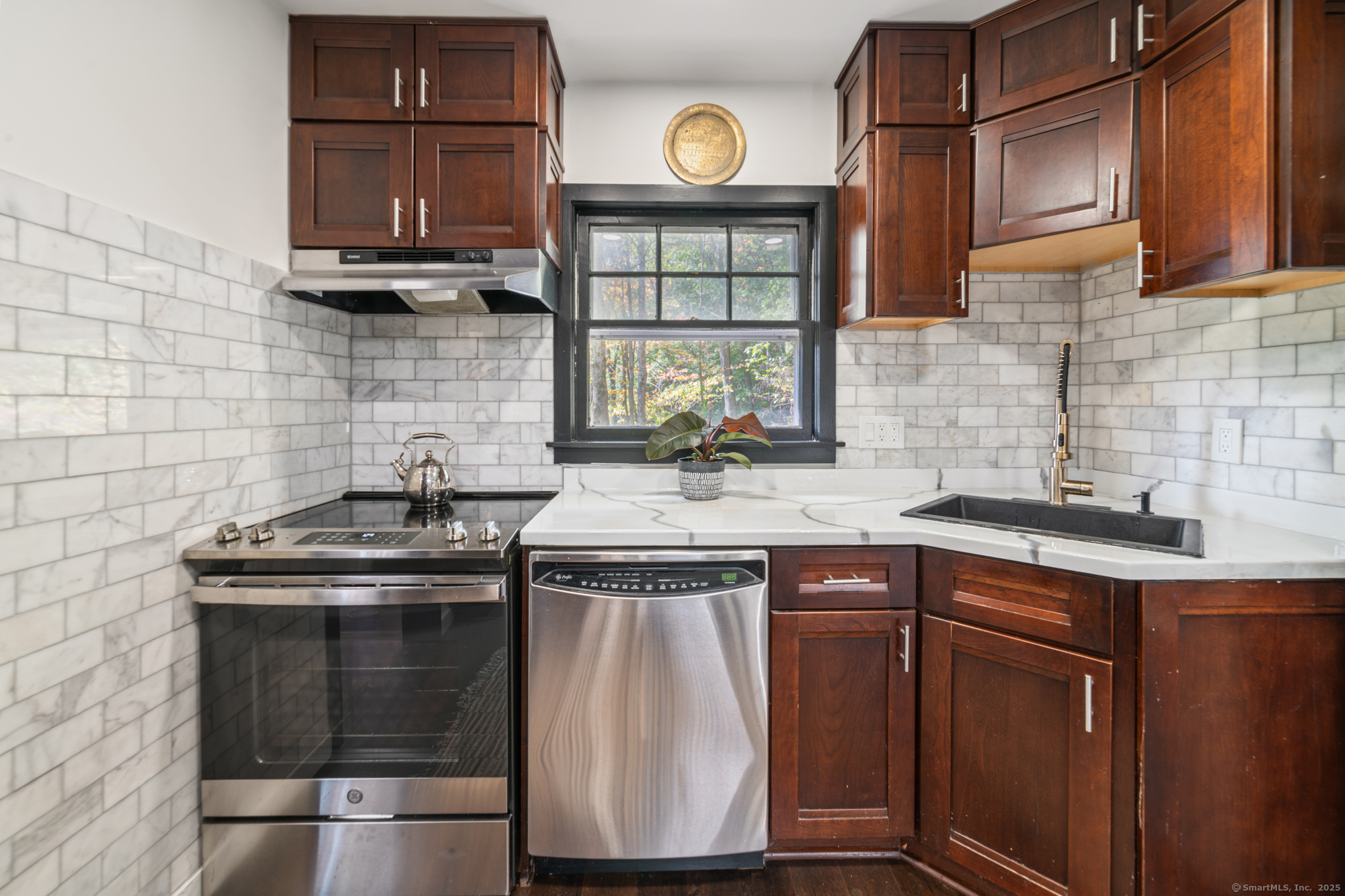109 Mountain Road Ridgefield CT 06877