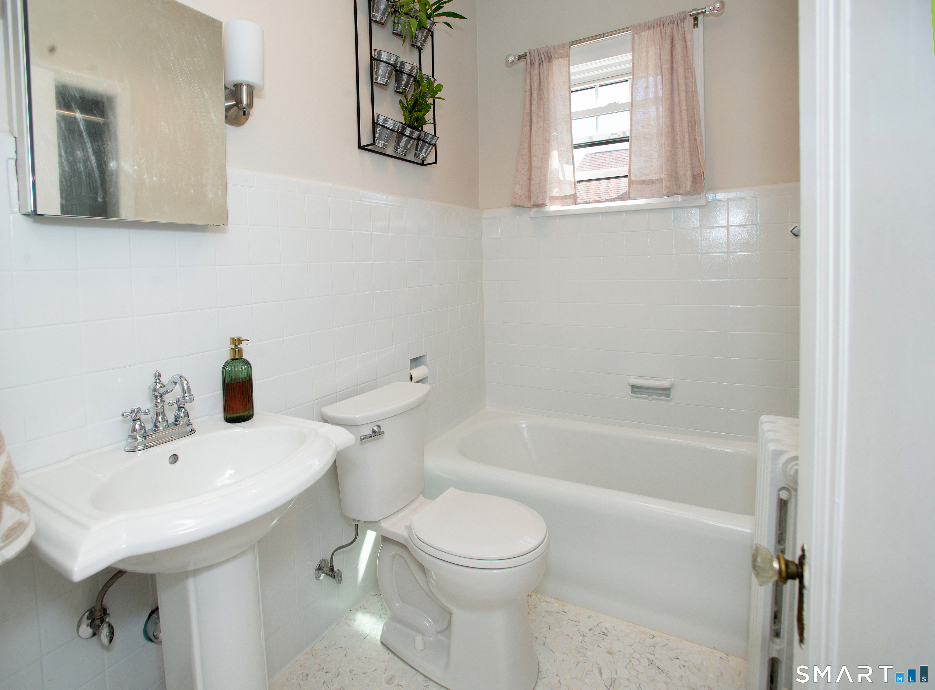 64 Garfield Avenue Danbury CT 06810