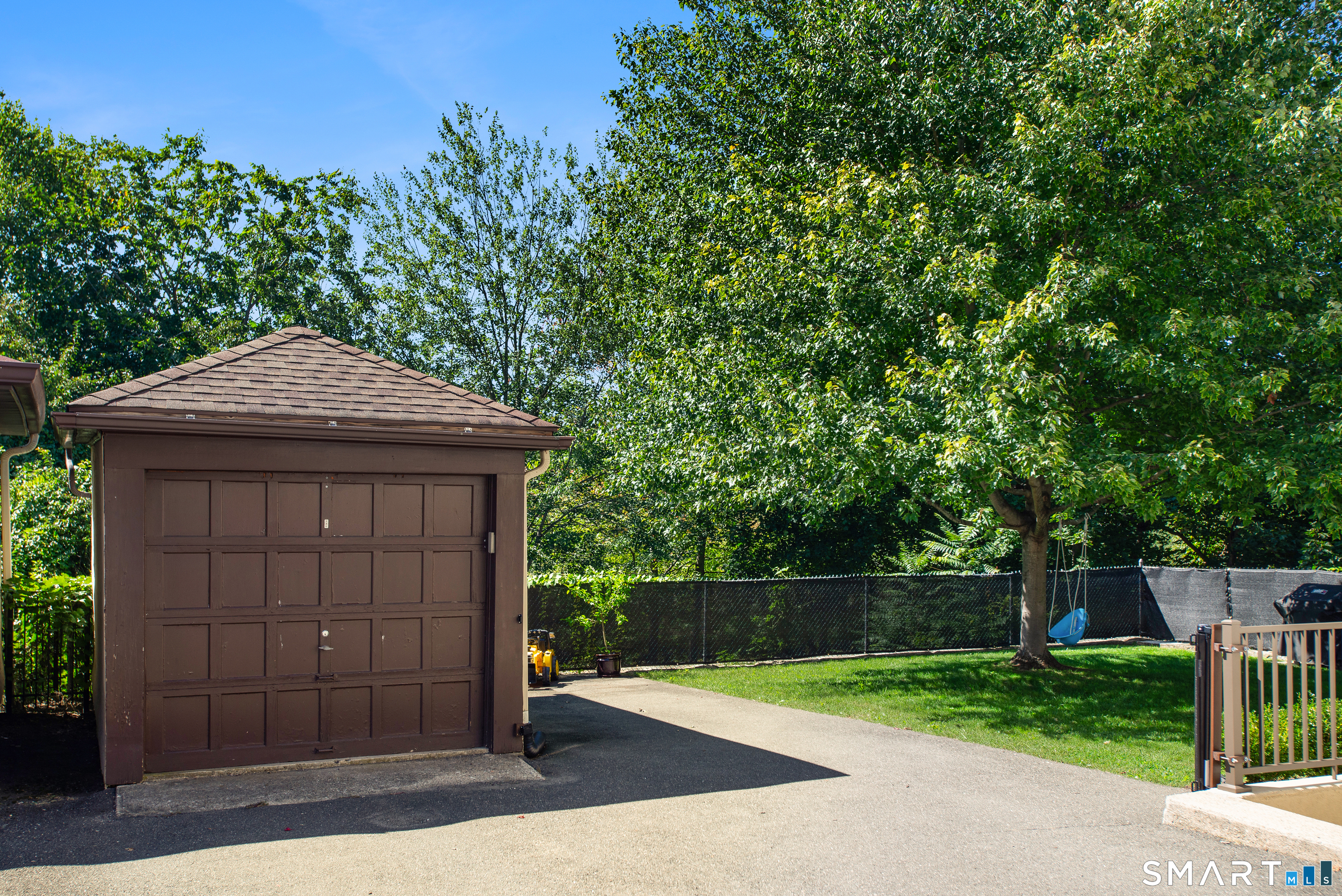 64 Garfield Avenue Danbury CT 06810