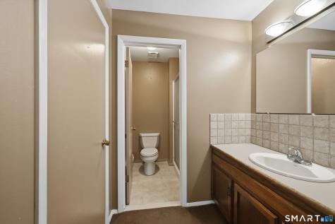 3 Mayflower Drive Brookfield CT 06804