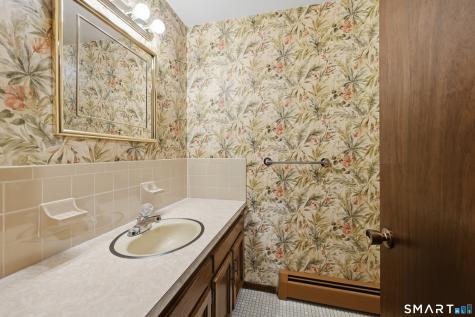 3 Mayflower Drive Brookfield CT 06804