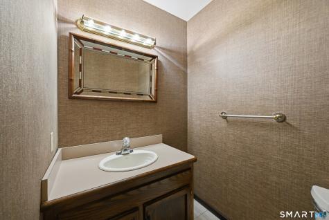 3 Mayflower Drive Brookfield CT 06804