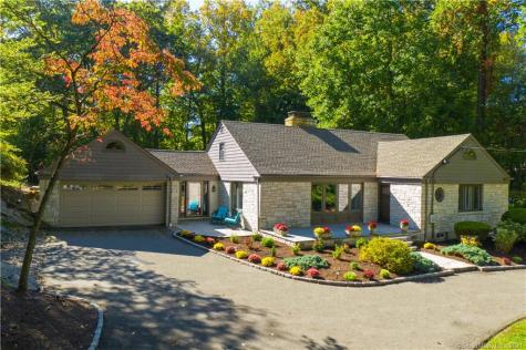 66 Cedarhurst Lane Milford CT 06461