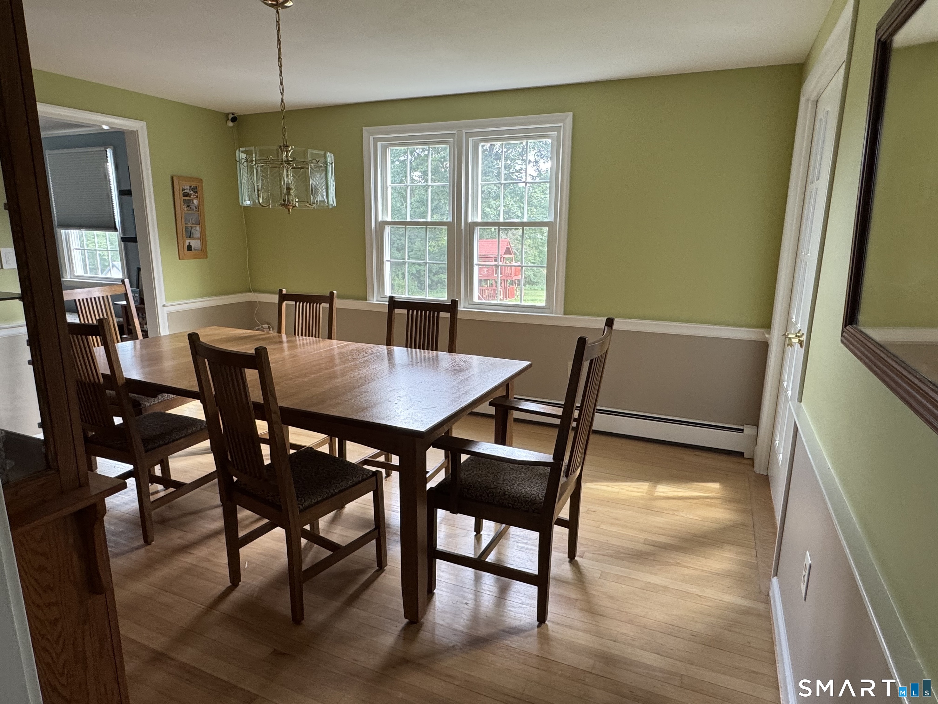 28 Crestwood Road Simsbury CT 06070