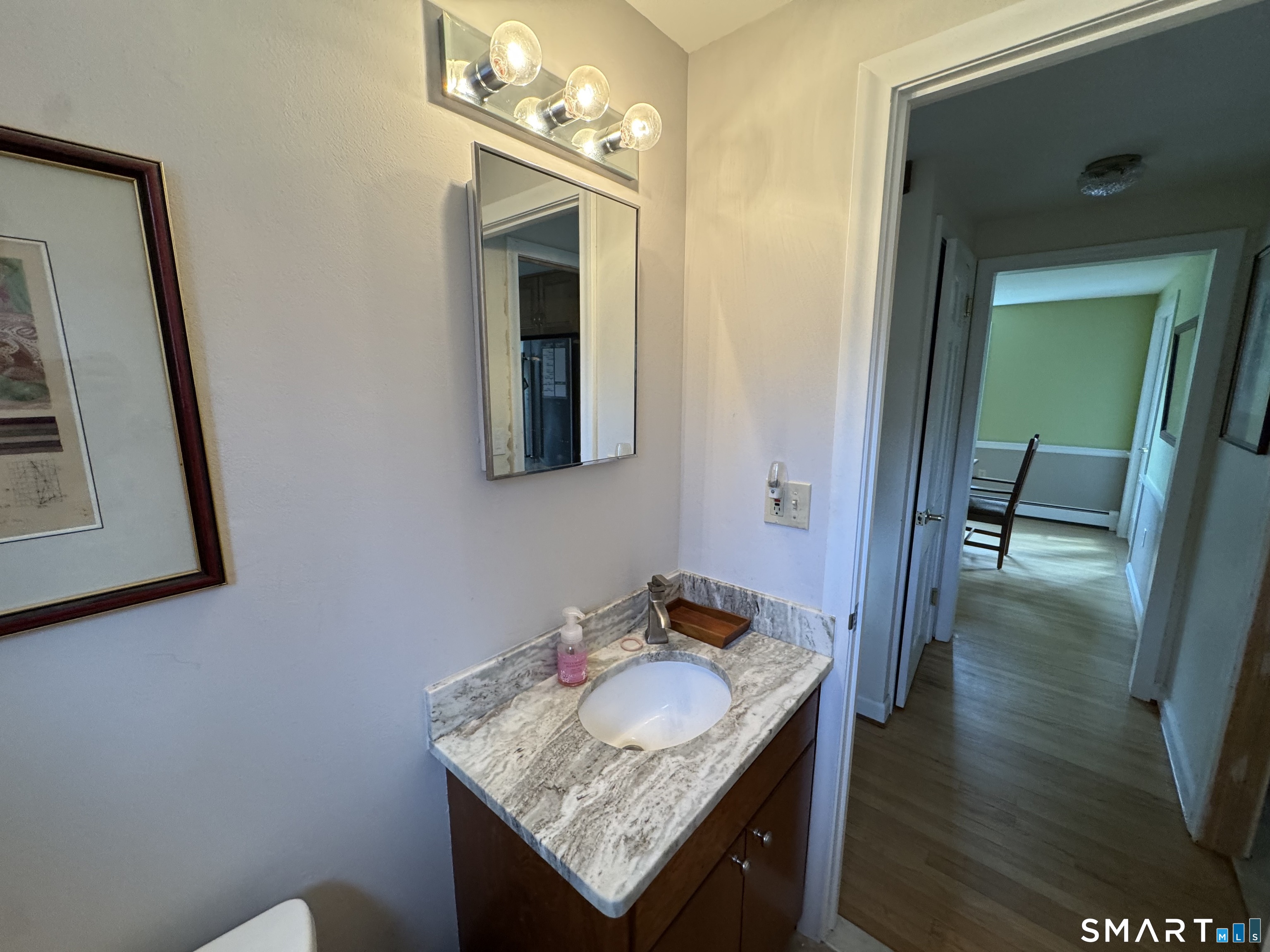 28 Crestwood Road Simsbury CT 06070