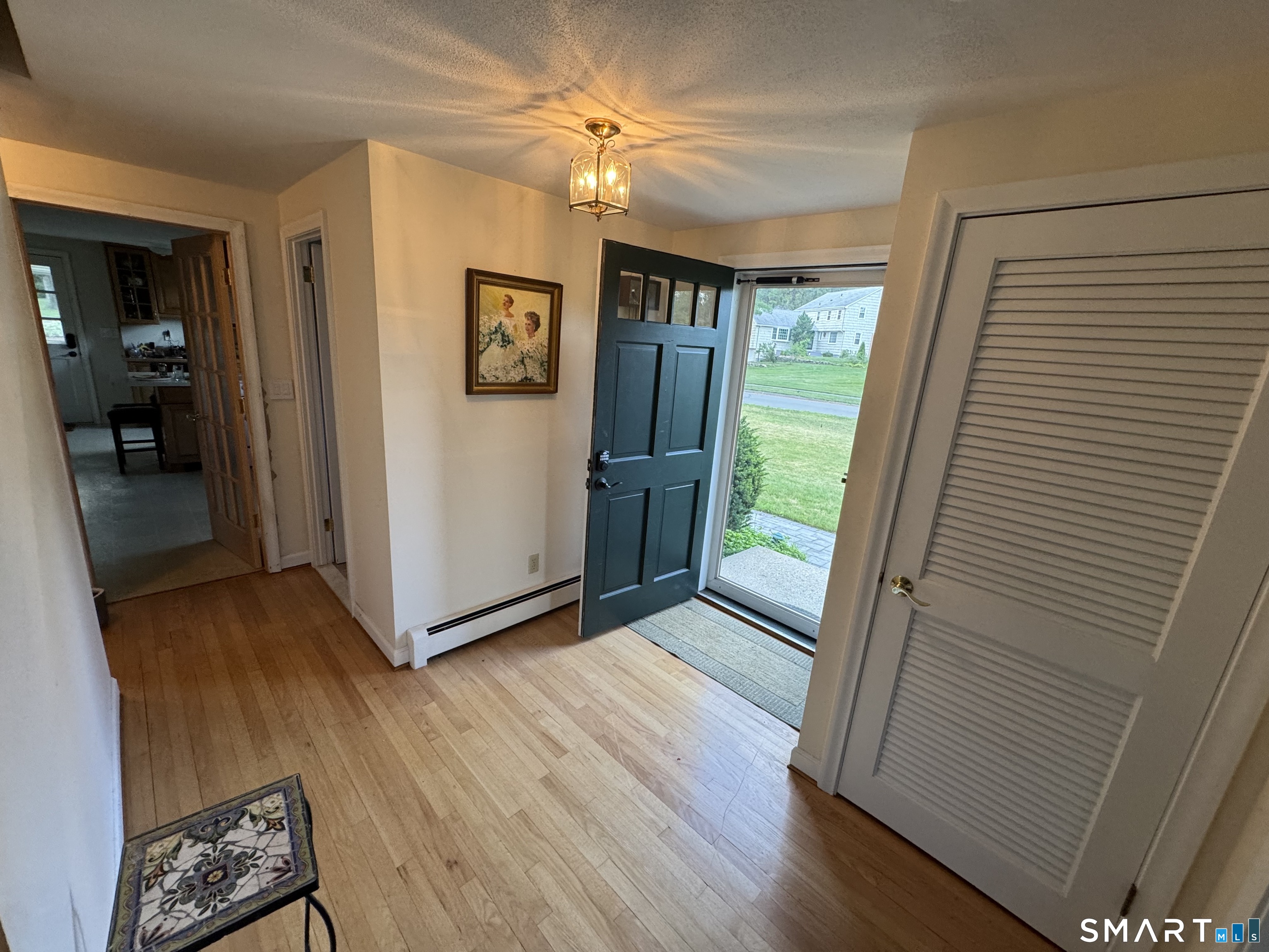 28 Crestwood Road Simsbury CT 06070