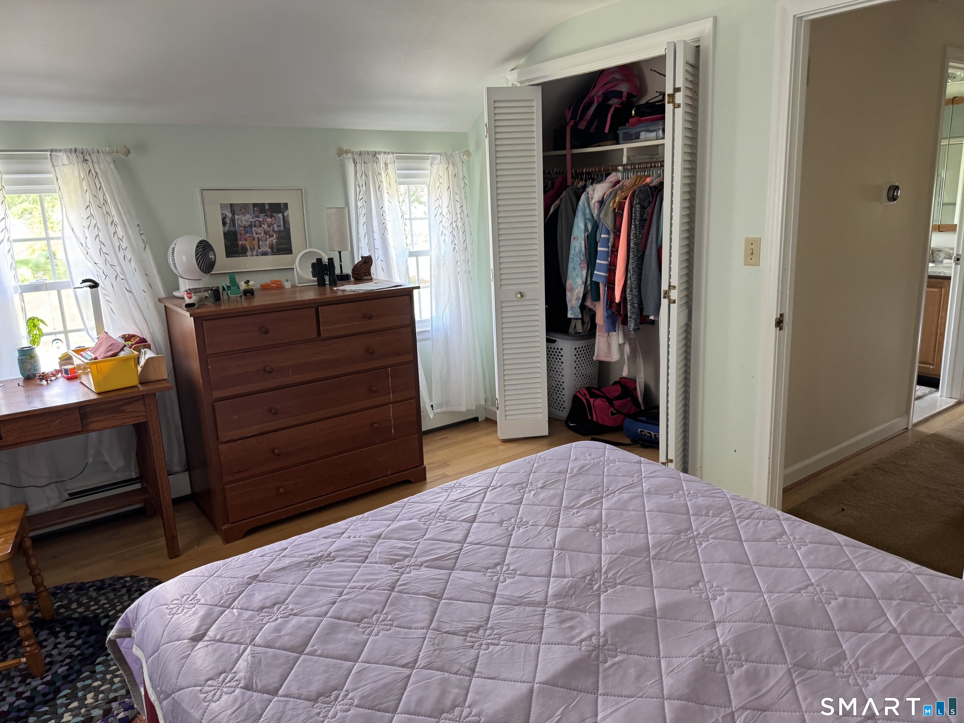 28 Crestwood Road Simsbury CT 06070