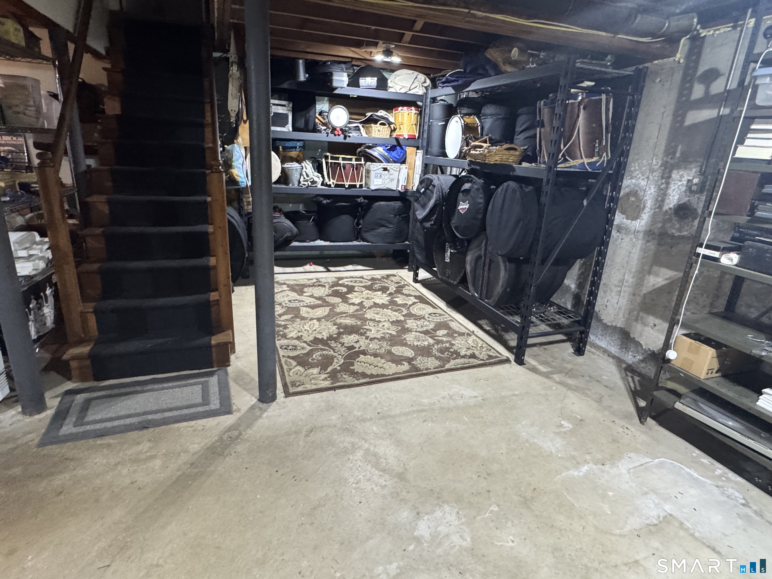28 Crestwood Road Simsbury CT 06070