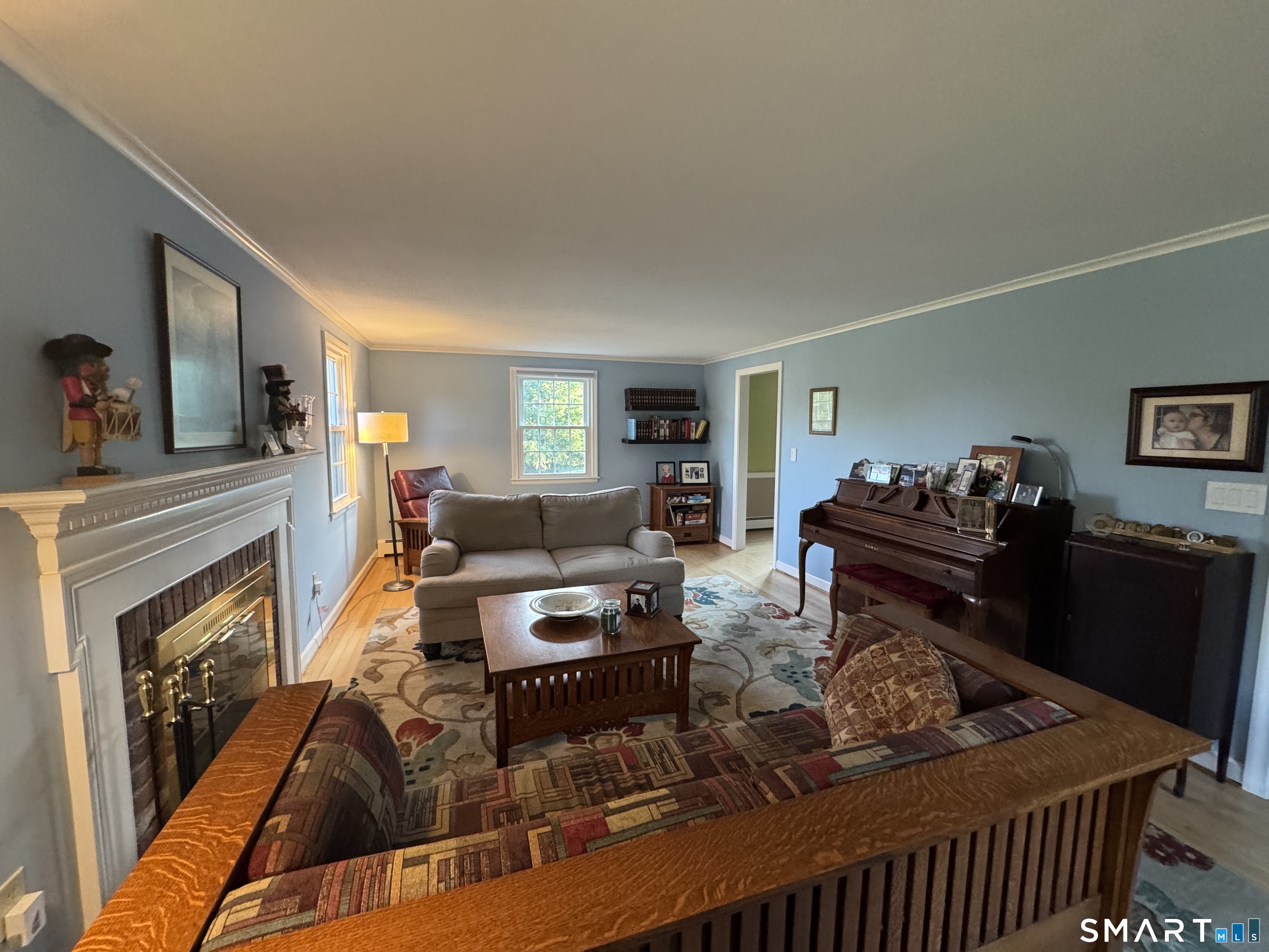 28 Crestwood Road Simsbury CT 06070