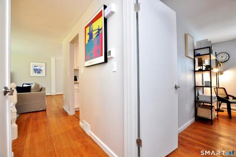 33 Chestnut Hill Road Simsbury CT 06070