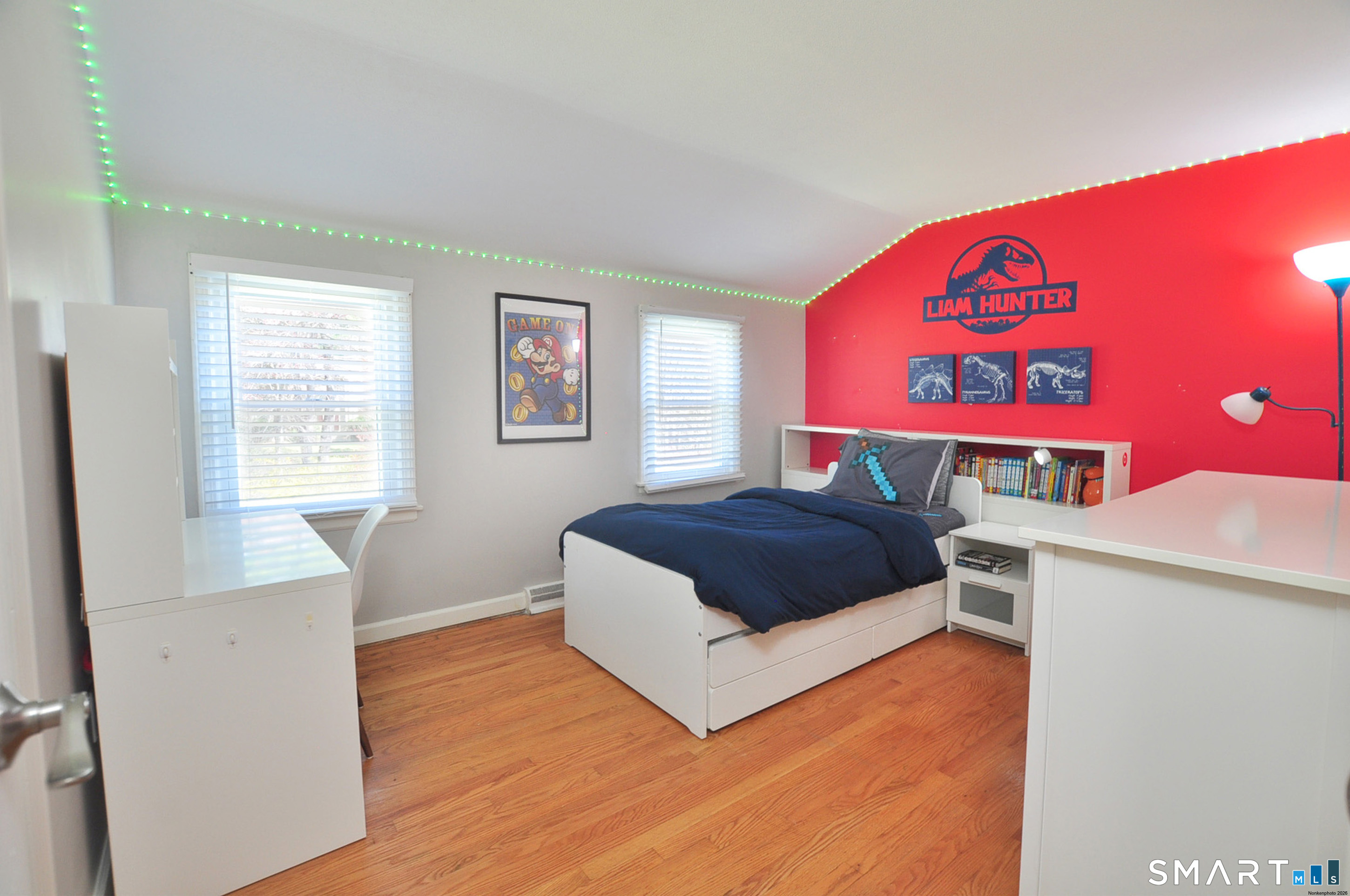 33 Chestnut Hill Road Simsbury CT 06070