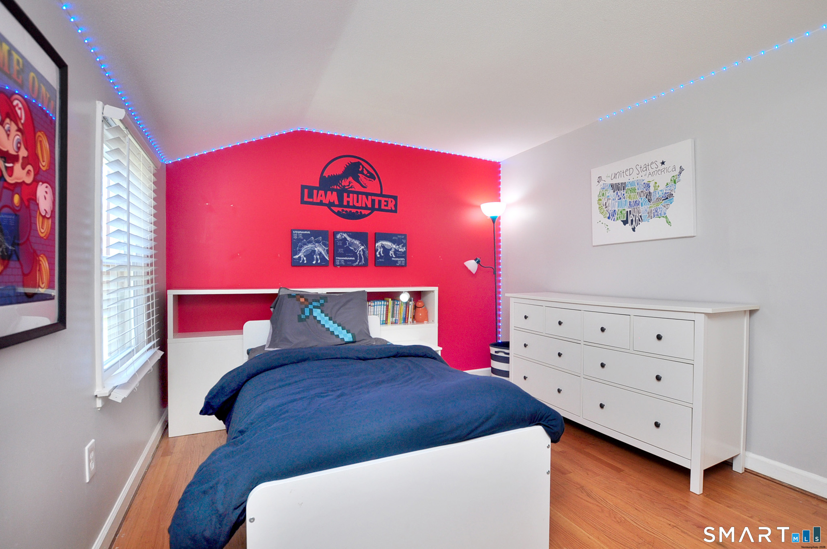 33 Chestnut Hill Road Simsbury CT 06070