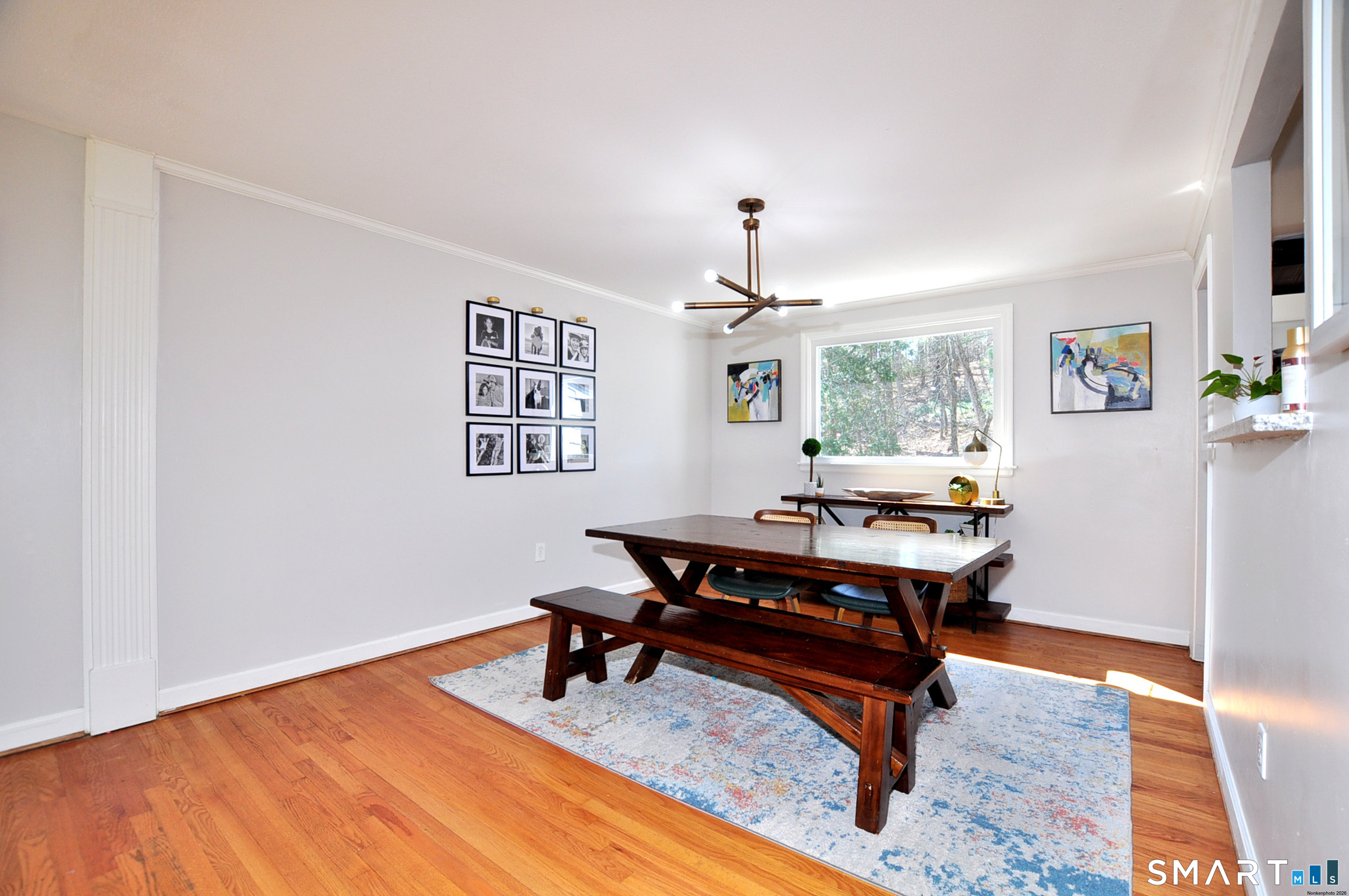 33 Chestnut Hill Road Simsbury CT 06070