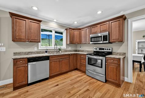 39 Bear Mountain Road New Fairfield CT 06812