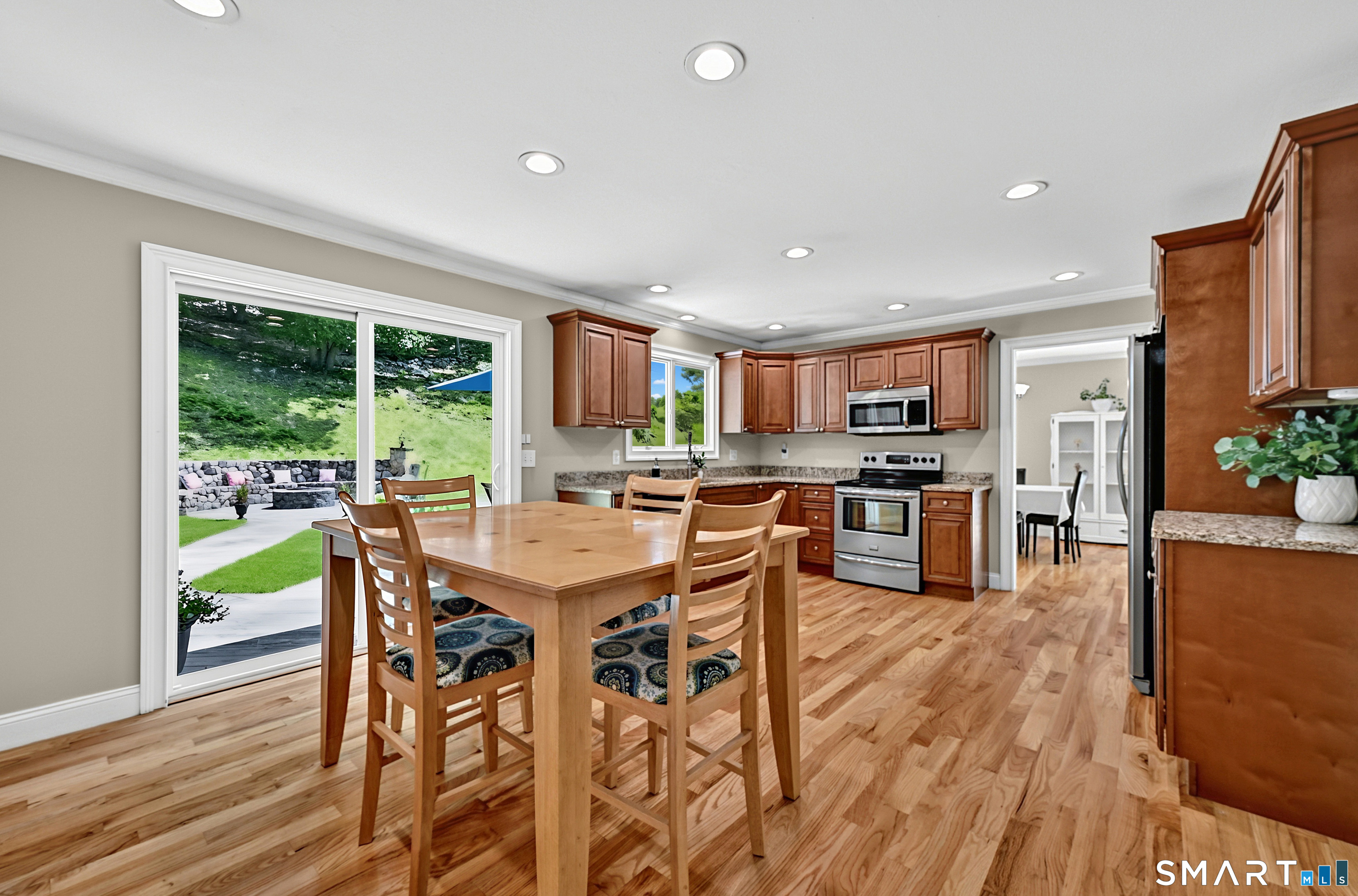 39 Bear Mountain Road New Fairfield CT 06812