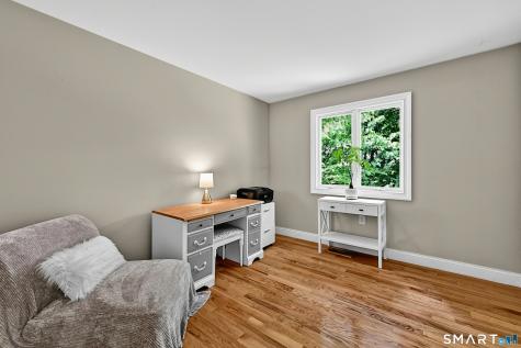 39 Bear Mountain Road New Fairfield CT 06812