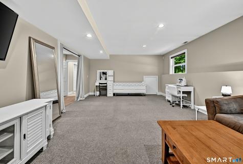 39 Bear Mountain Road New Fairfield CT 06812