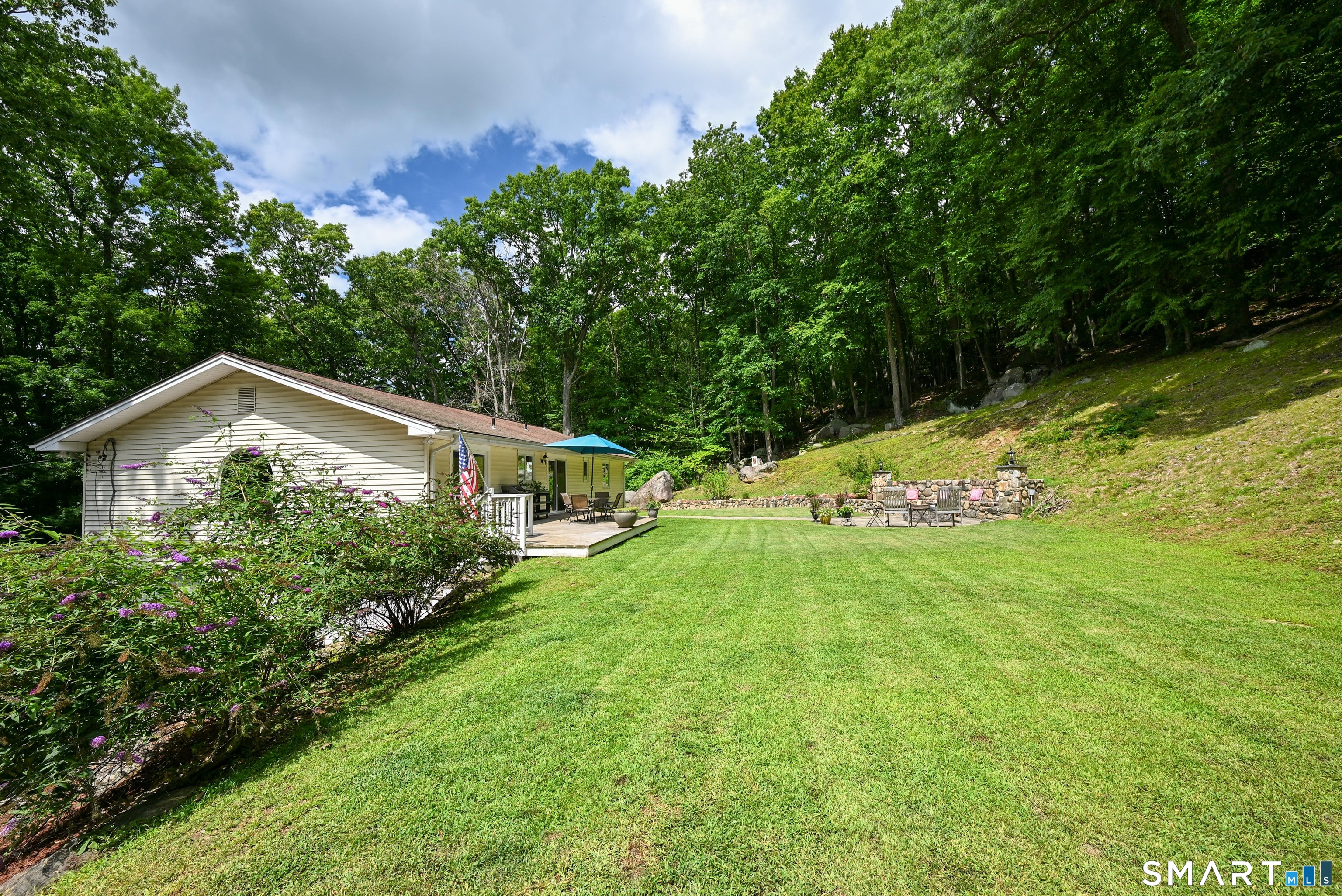 39 Bear Mountain Road New Fairfield CT 06812