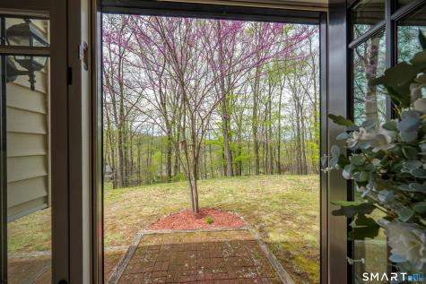 39 Bear Mountain Road New Fairfield CT 06812