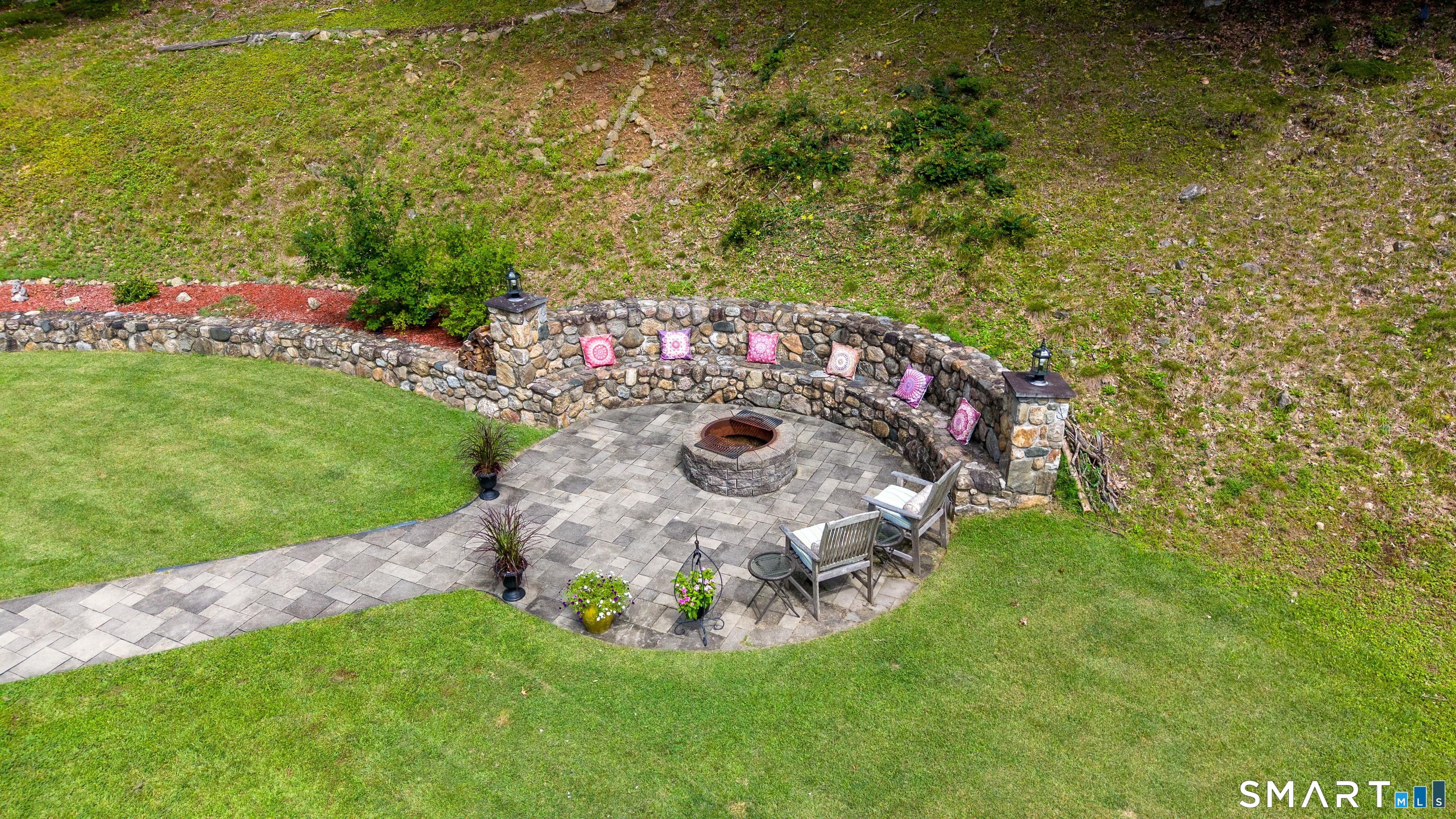 39 Bear Mountain Road New Fairfield CT 06812