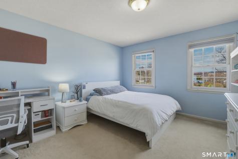 10 Buckingham Lane West Hartford CT 06117