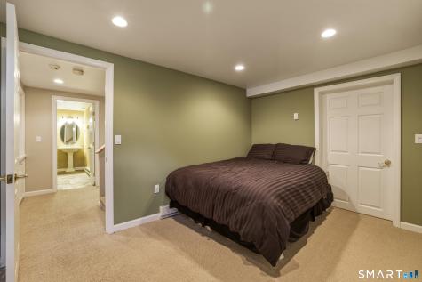 10 Buckingham Lane West Hartford CT 06117
