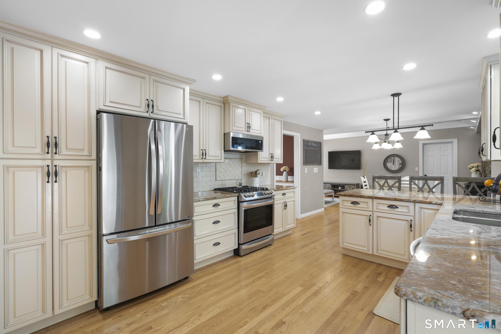 278 Charles Court Orange CT 06477