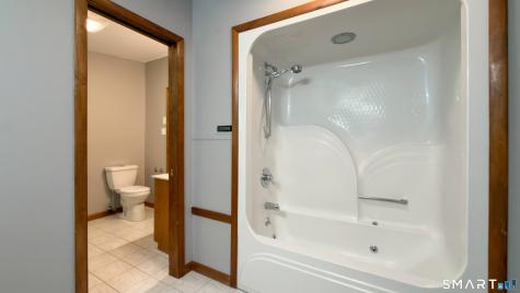 16 Briarwood Drive Simsbury CT 06070