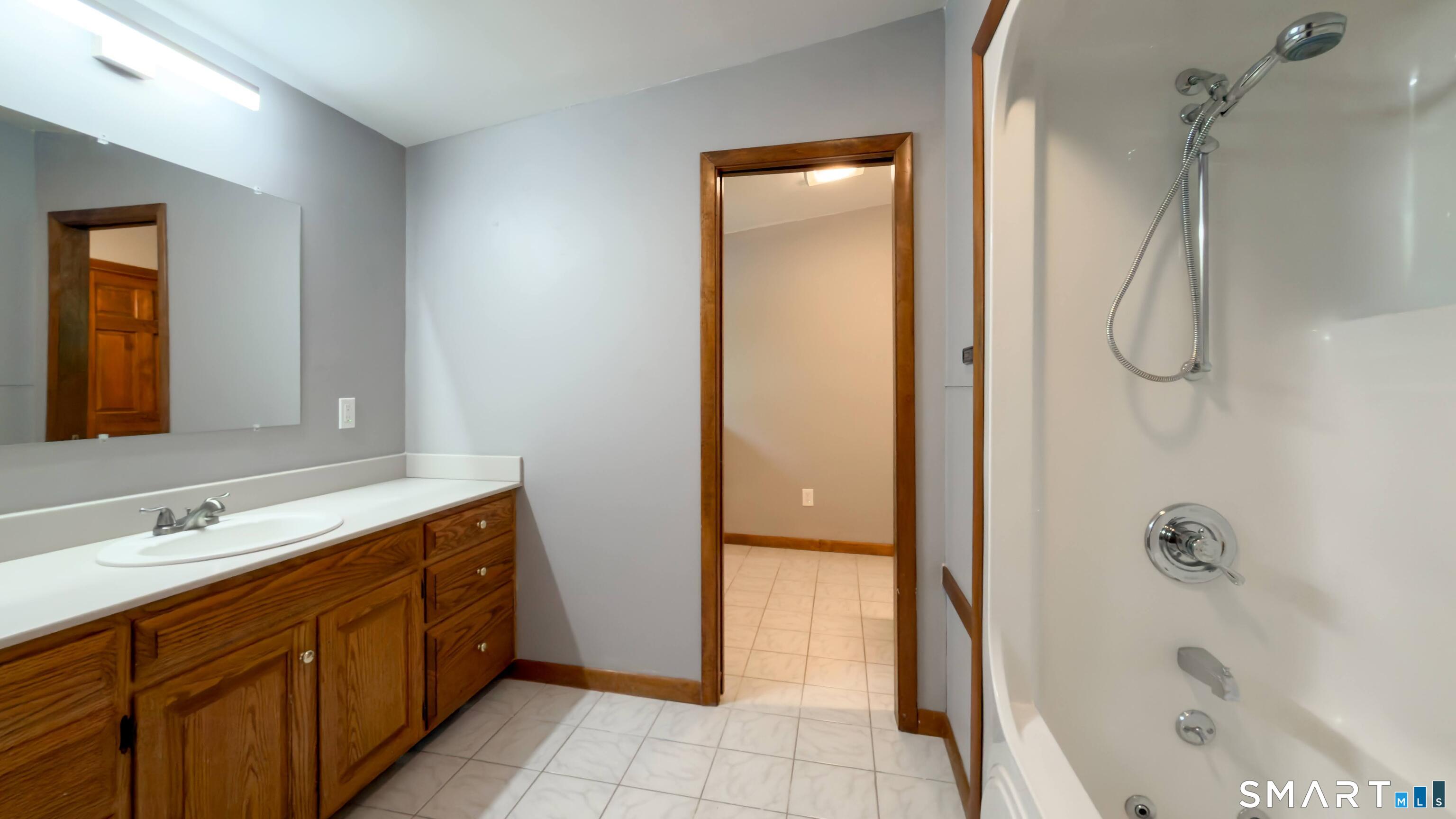 16 Briarwood Drive Simsbury CT 06070