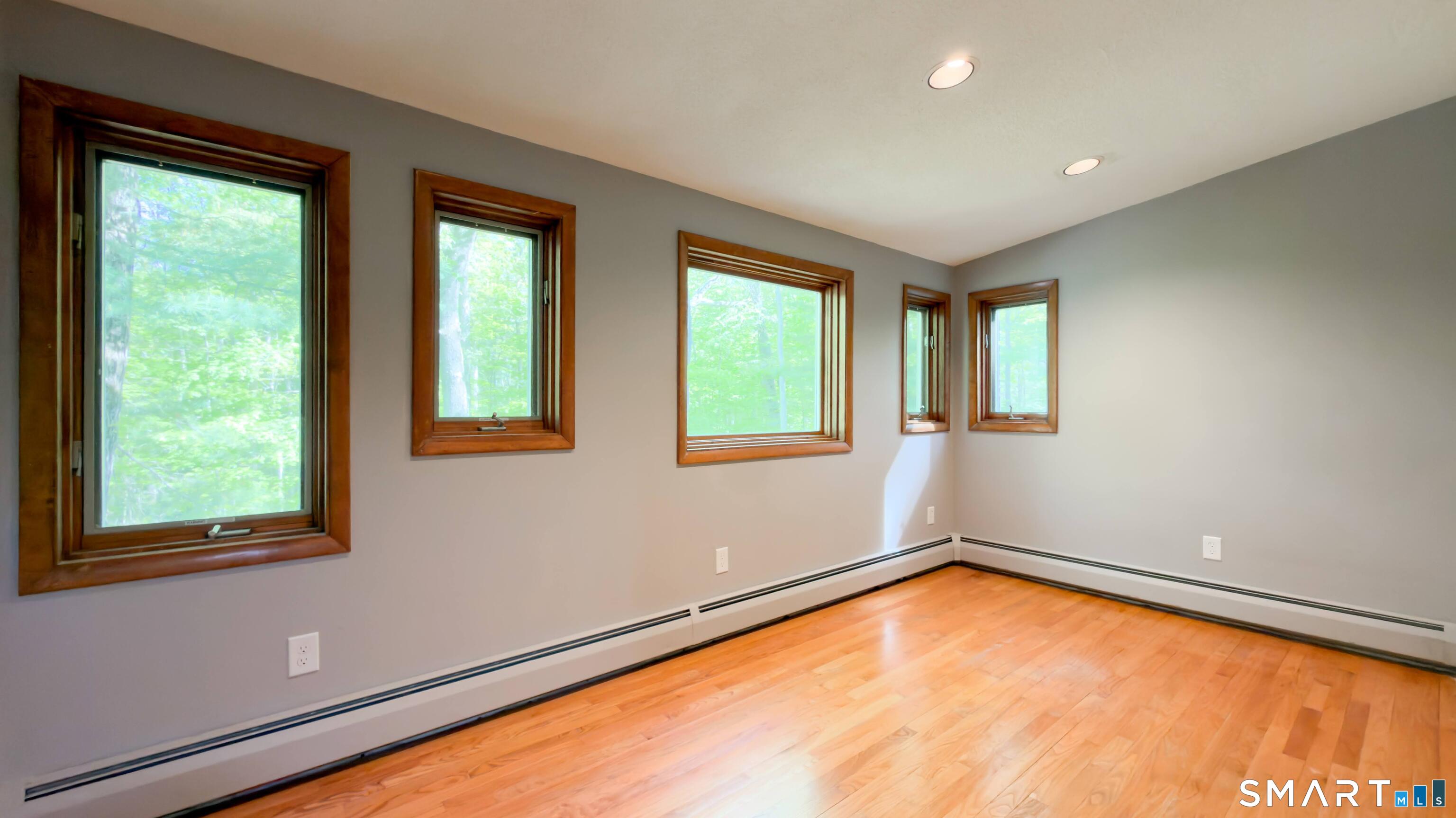 16 Briarwood Drive Simsbury CT 06070