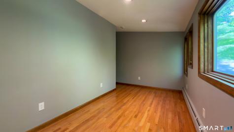 16 Briarwood Drive Simsbury CT 06070