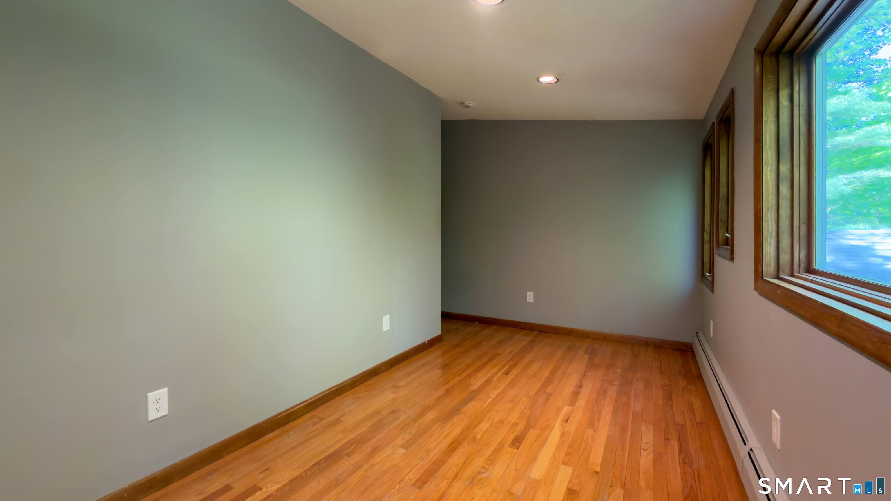 16 Briarwood Drive Simsbury CT 06070