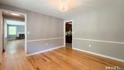 16 Briarwood Drive Simsbury CT 06070