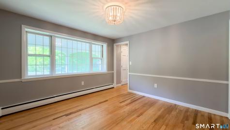 16 Briarwood Drive Simsbury CT 06070