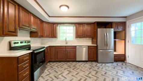 16 Briarwood Drive Simsbury CT 06070