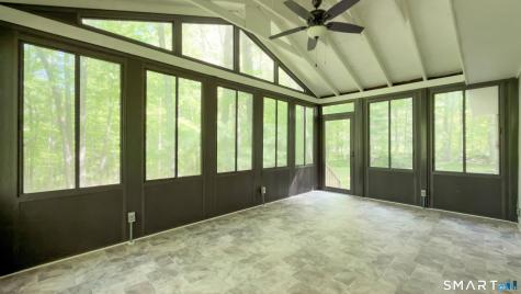 16 Briarwood Drive Simsbury CT 06070