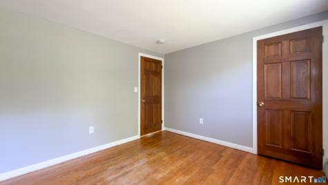 16 Briarwood Drive Simsbury CT 06070