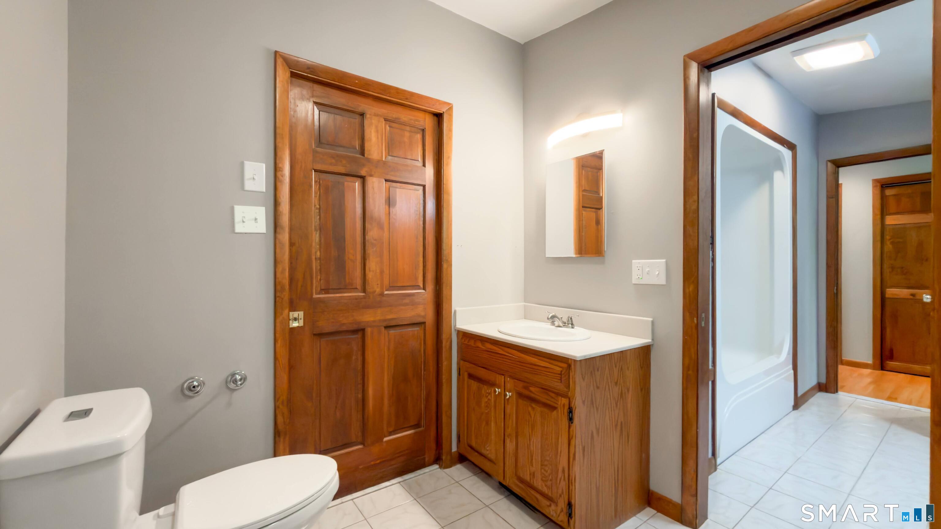 16 Briarwood Drive Simsbury CT 06070